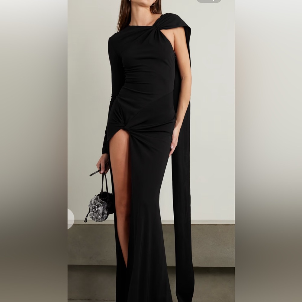 One-shoulder asymmetric knotted cutout jersey NWT